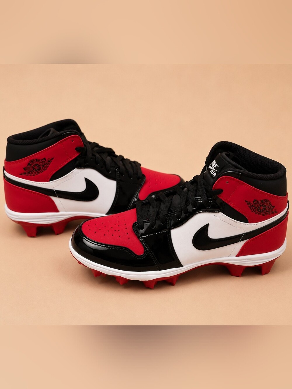 🆕️Nike Jordan 1 Mid TD Cleats Red Black White Patent Football Shoes Size 11.5